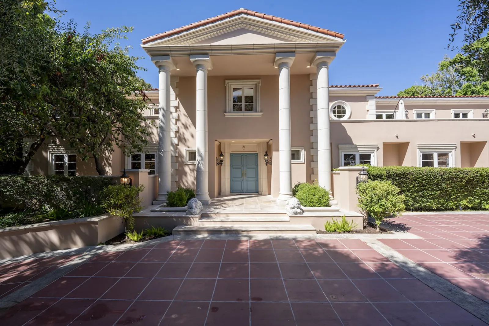 Contemporary-Luxury-House-Los-Angeles