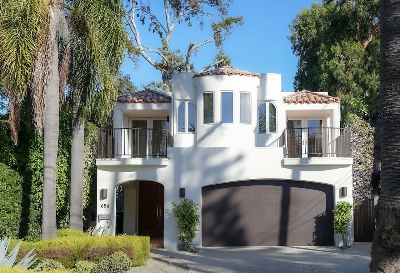 Spanish-style-Los-Angeles-California-3D-Exterior-Rendering