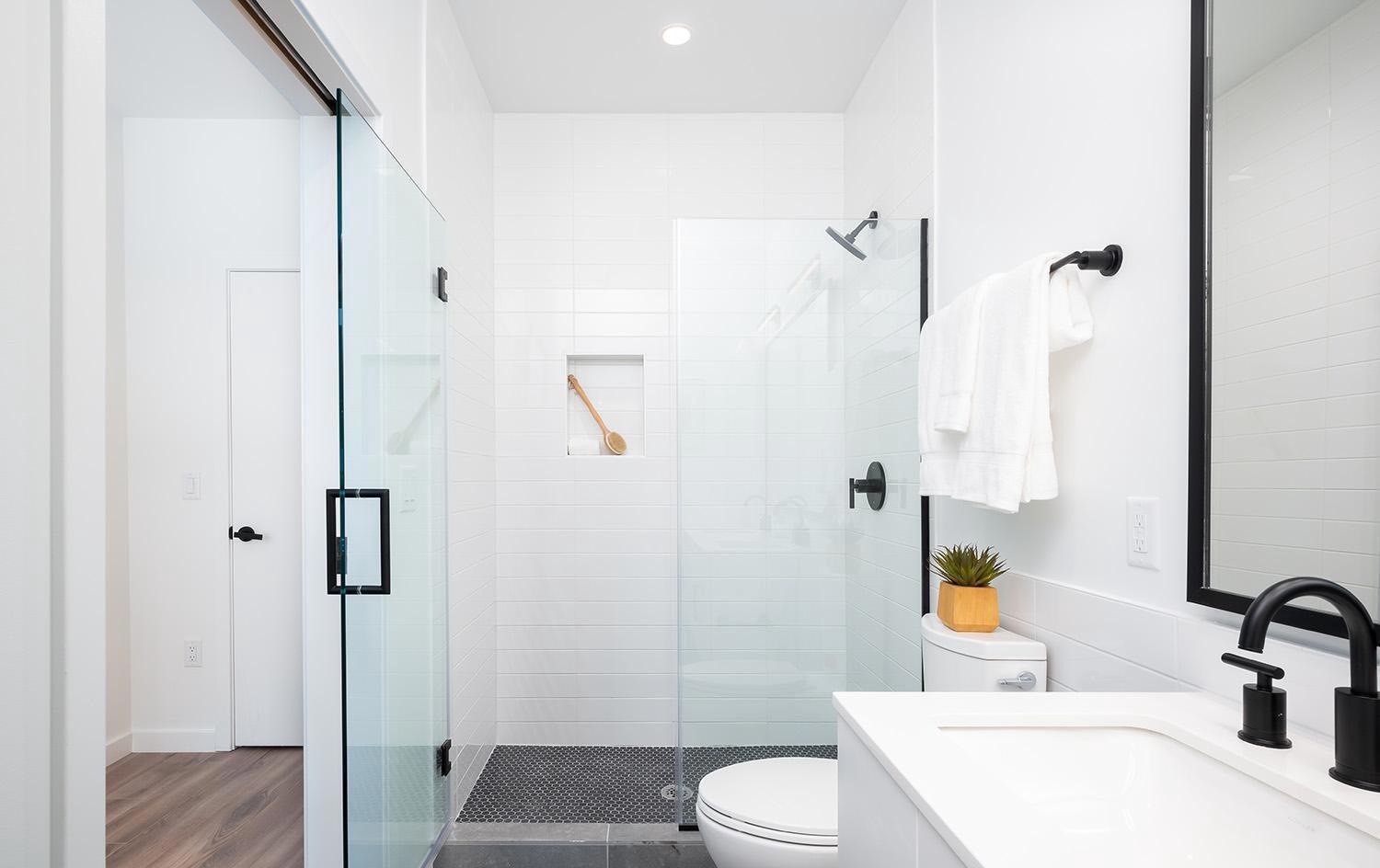 3D-interior-rendering-master-bath-modern-condominium-washington-dc
