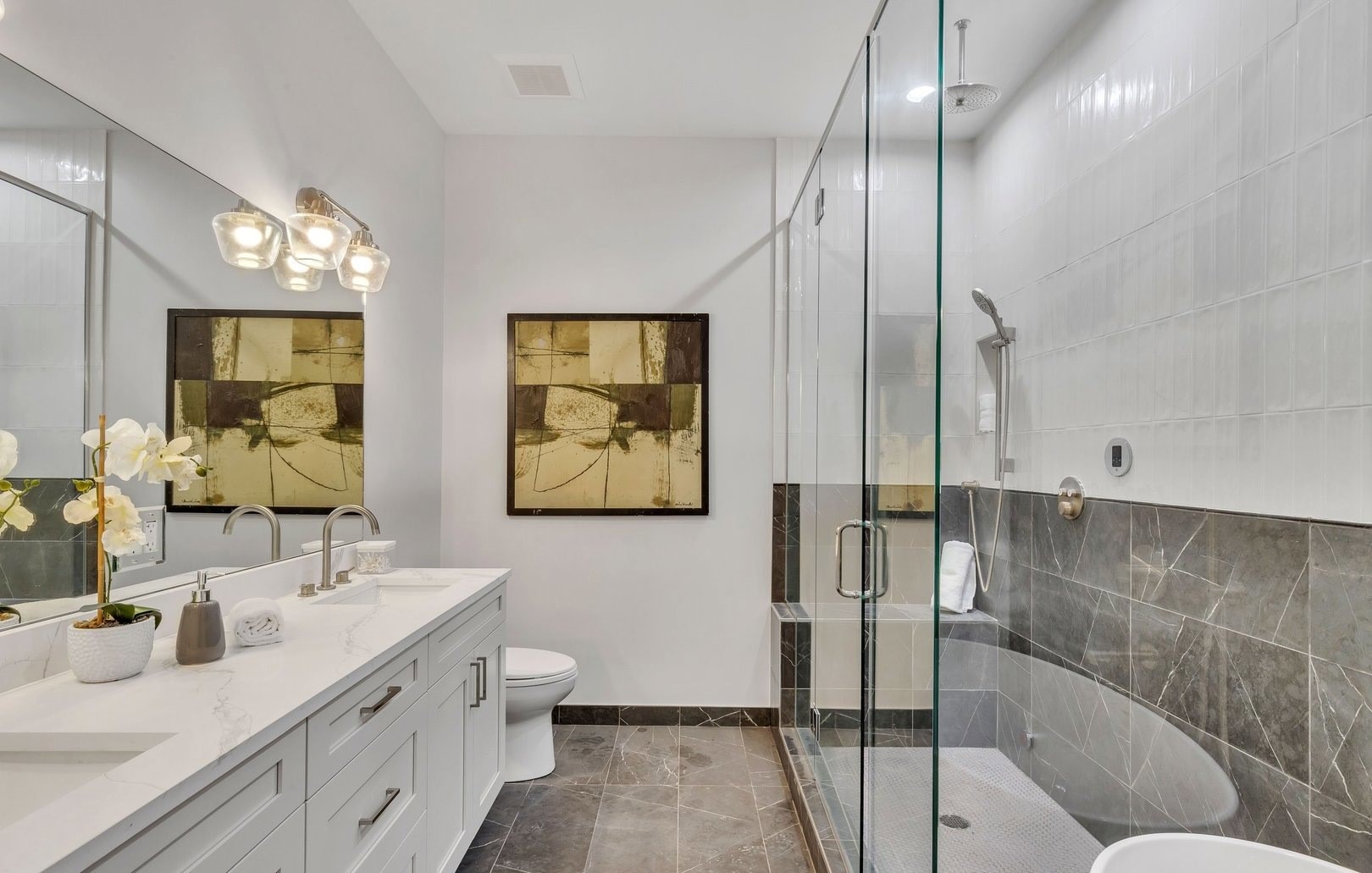 3d-interior-bathroom-rendering-4-bed-duplex-jacksonville-florida